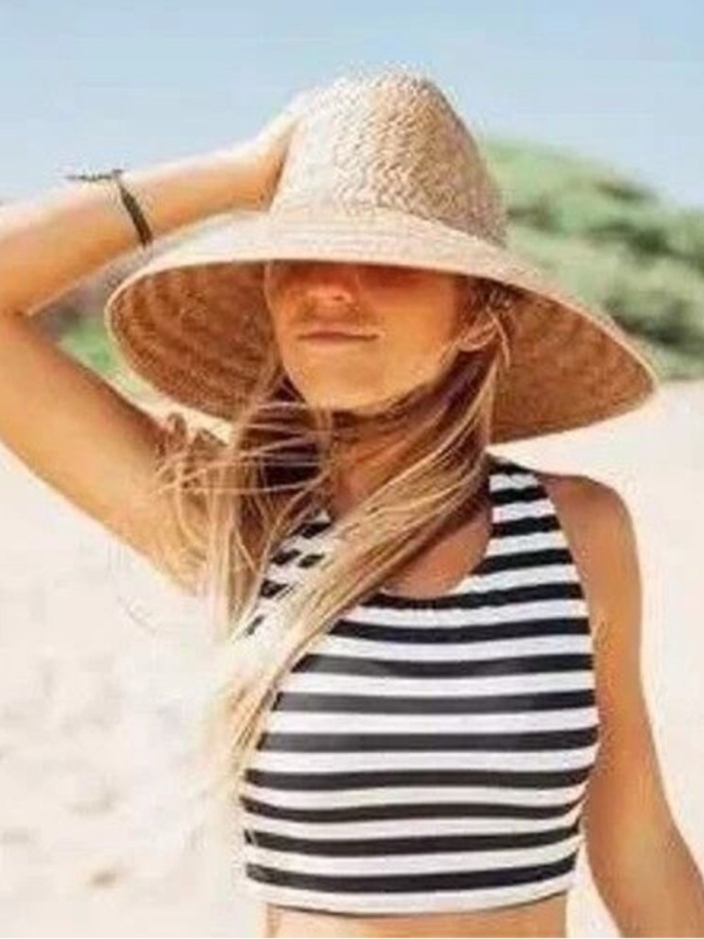 Albion Game Changer Black/white swim top and black high waisted bottoms